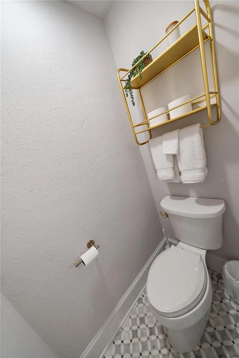 320 OHIO PLACE Sarasota, FL 34236