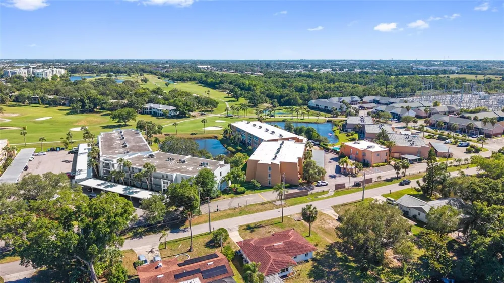 225 COUNTRY CLUB DRIVE #B221 Largo, FL 33771