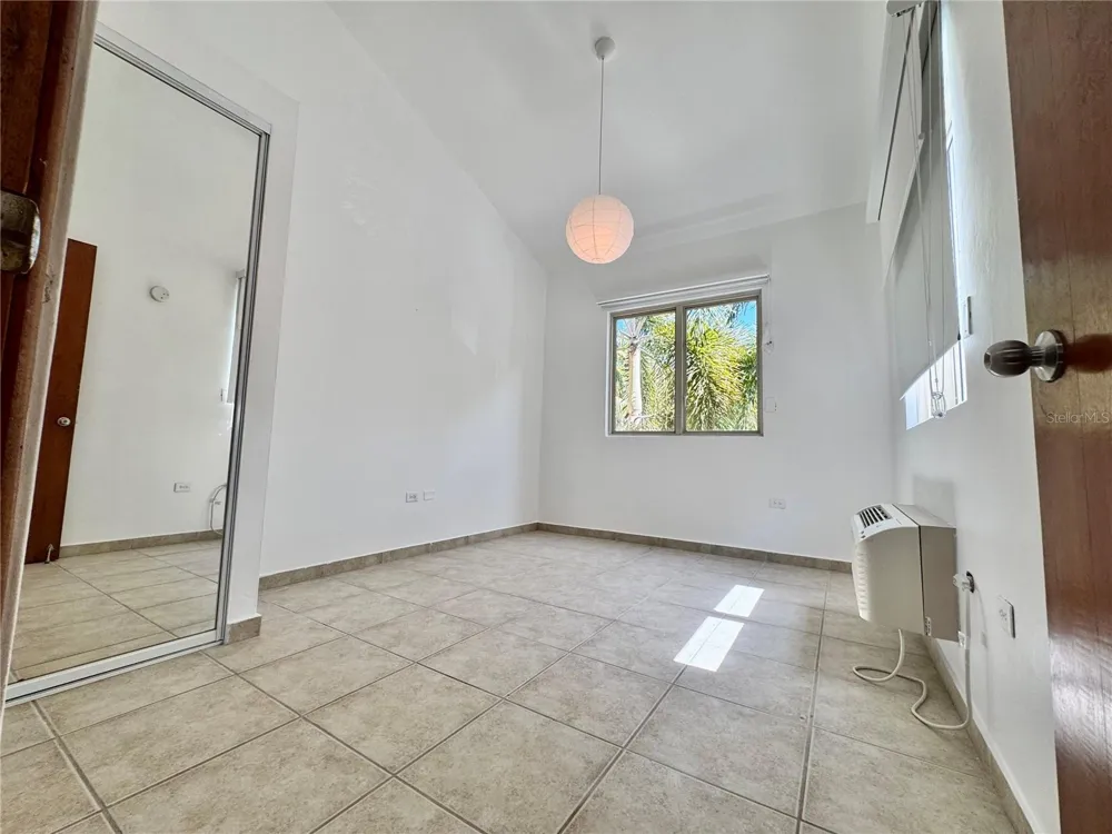 90 CANDELERO DRIVE #32 Humacao, PR 00791