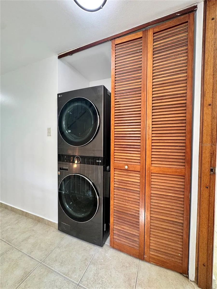 90 CANDELERO DRIVE #32 Humacao, PR 00791
