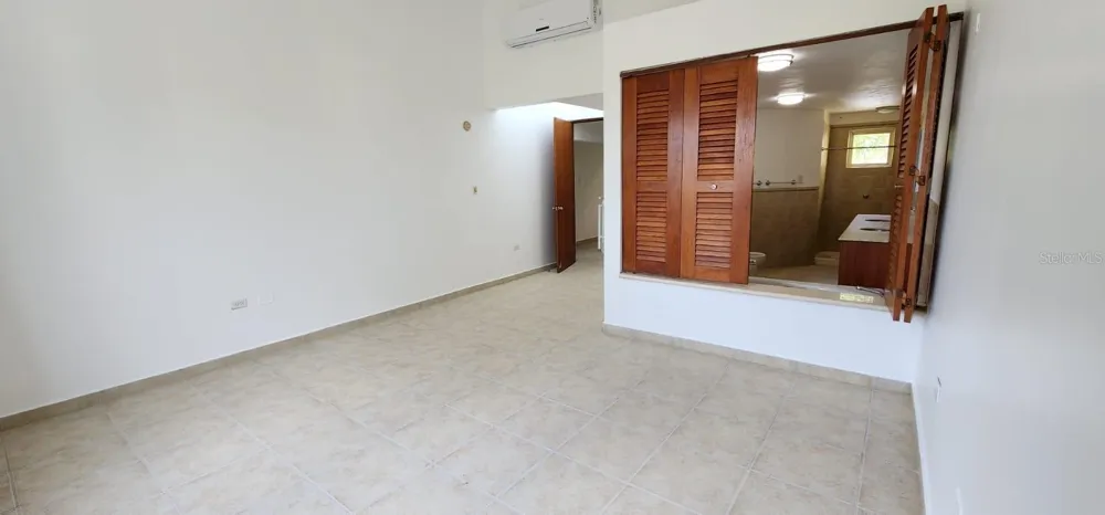 90 CANDELERO DRIVE #32 Humacao, PR 00791