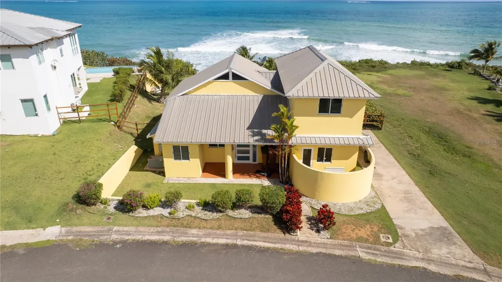 5 BEACH VILLAGE Vieques, PR 00765