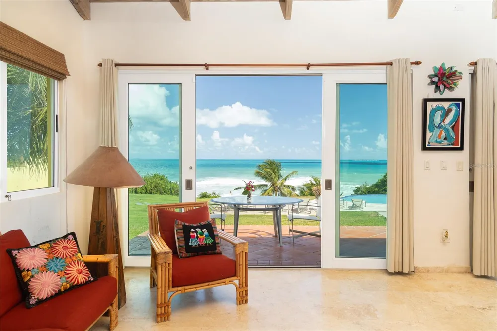 5 BEACH VILLAGE Vieques, PR 00765