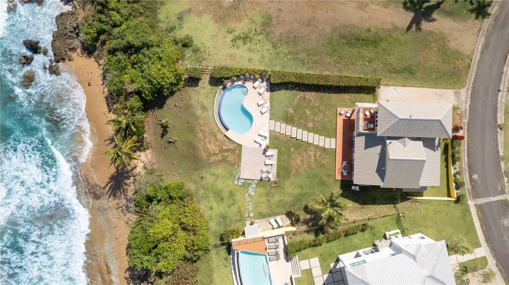 5 BEACH VILLAGE Vieques, PR 00765