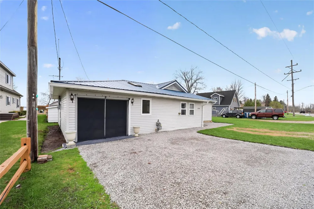 12508 West Shore Drive Roscommon Township, MI 48629