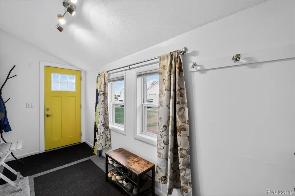 12508 West Shore Drive Roscommon Township, MI 48629