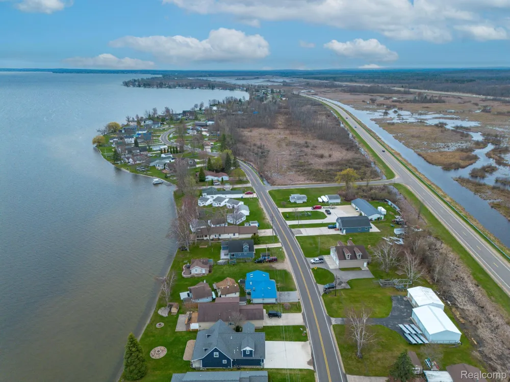 12508 West Shore Drive Roscommon Township, MI 48629