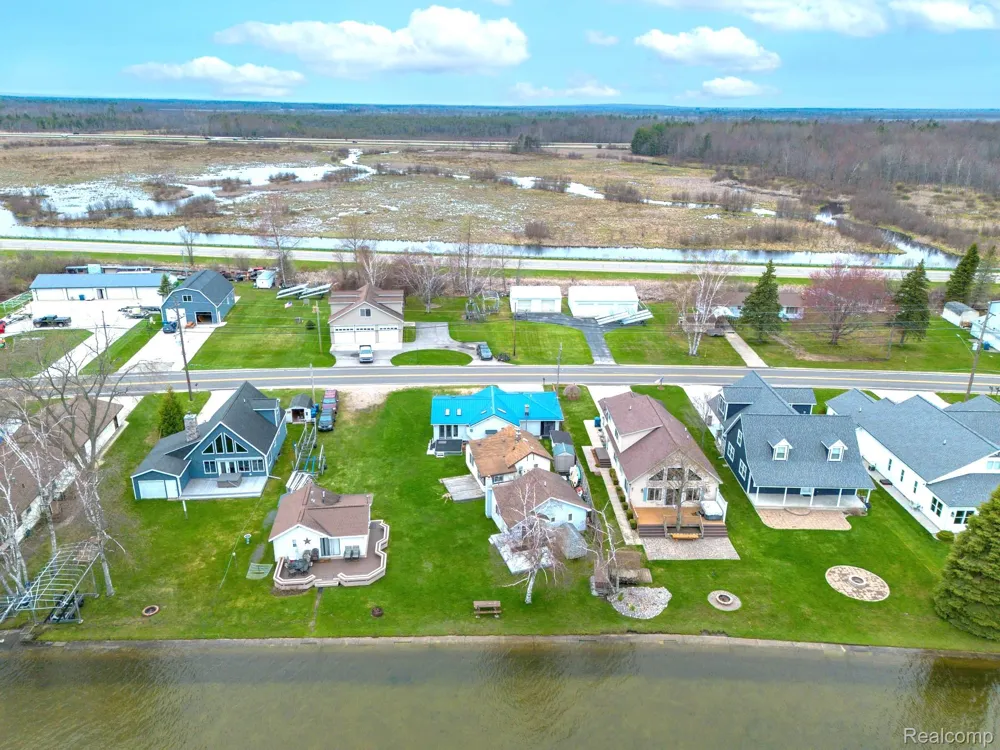 12508 West Shore Drive Roscommon Township, MI 48629