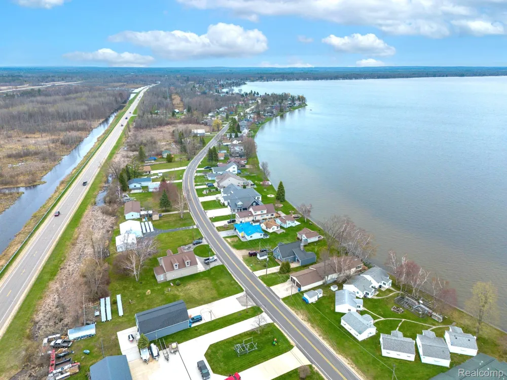 12508 West Shore Drive Roscommon Township, MI 48629