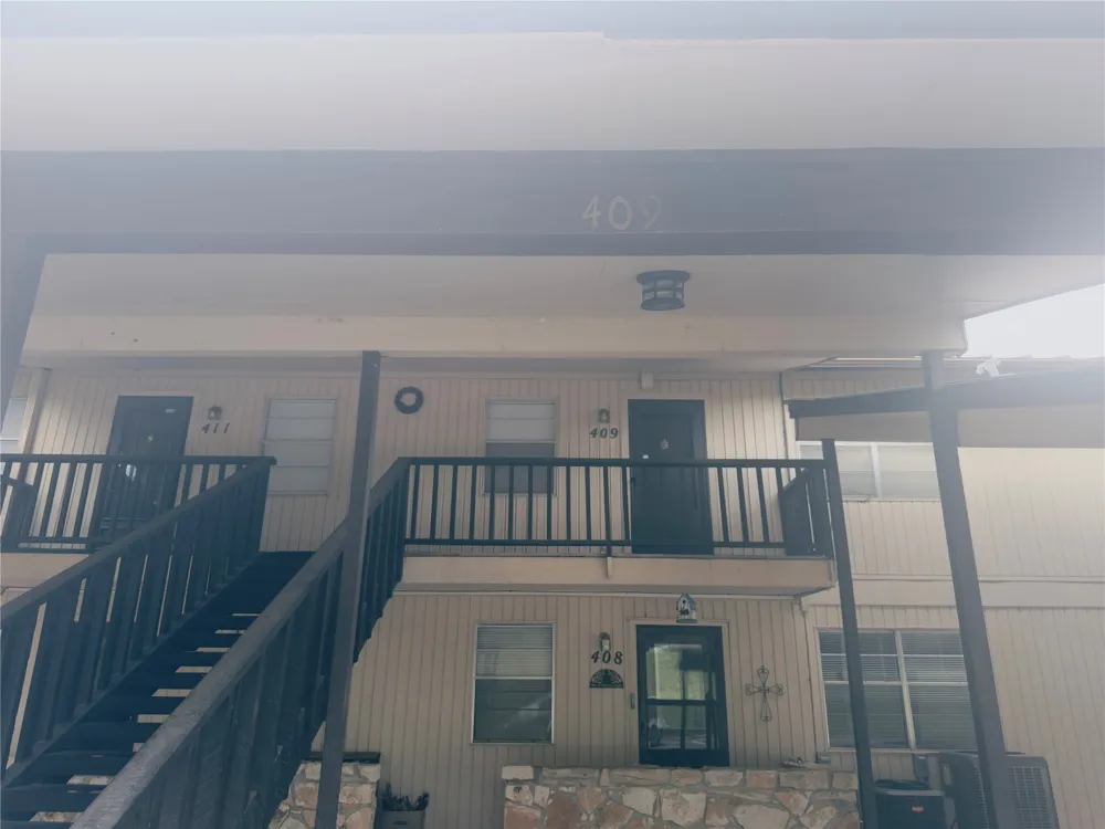 1202 Hi Stirrup #409 Horseshoe Bay, TX 78657