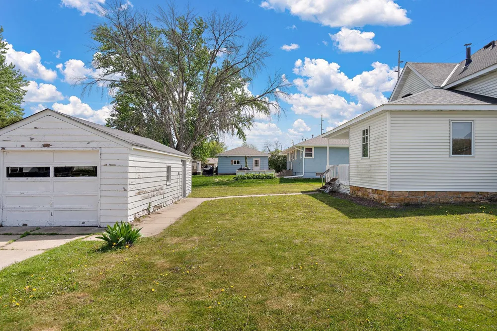 300 E State Street Belle Plaine, MN 56011