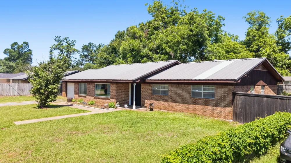 107 Sequoia Drive Palestine, TX 75803
