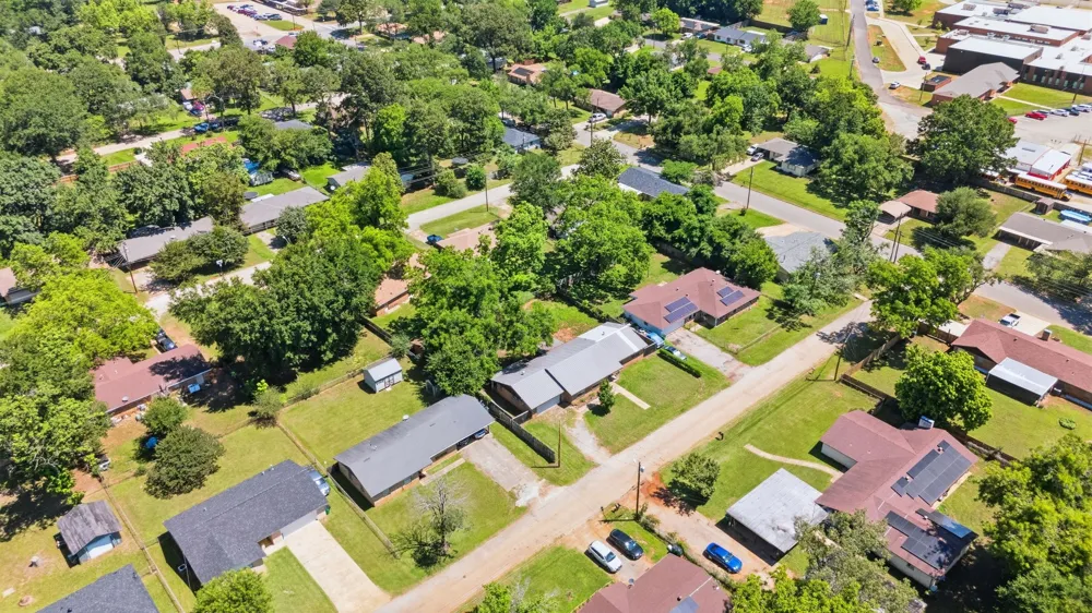 107 Sequoia Drive Palestine, TX 75803