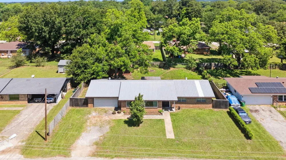 107 Sequoia Drive Palestine, TX 75803