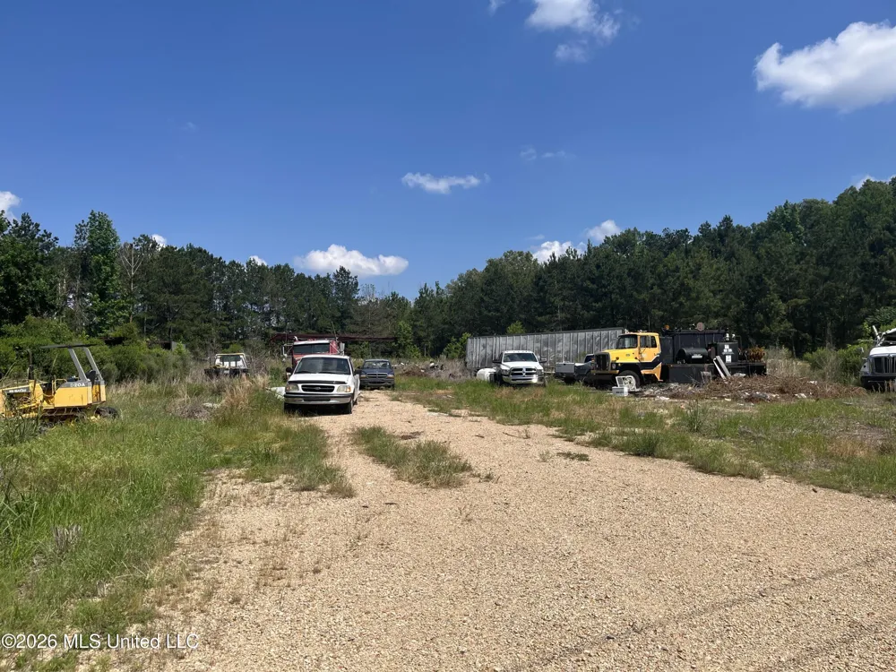 College Hill Drive Jackson, MS 39209
