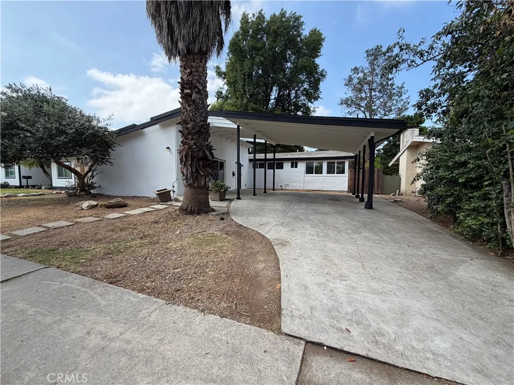 20439 Malden Street Winnetka, CA 91306