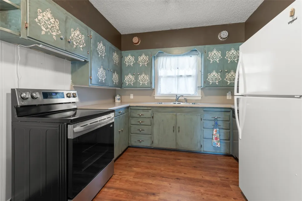 1002 Trundy Merkel, TX 79536
