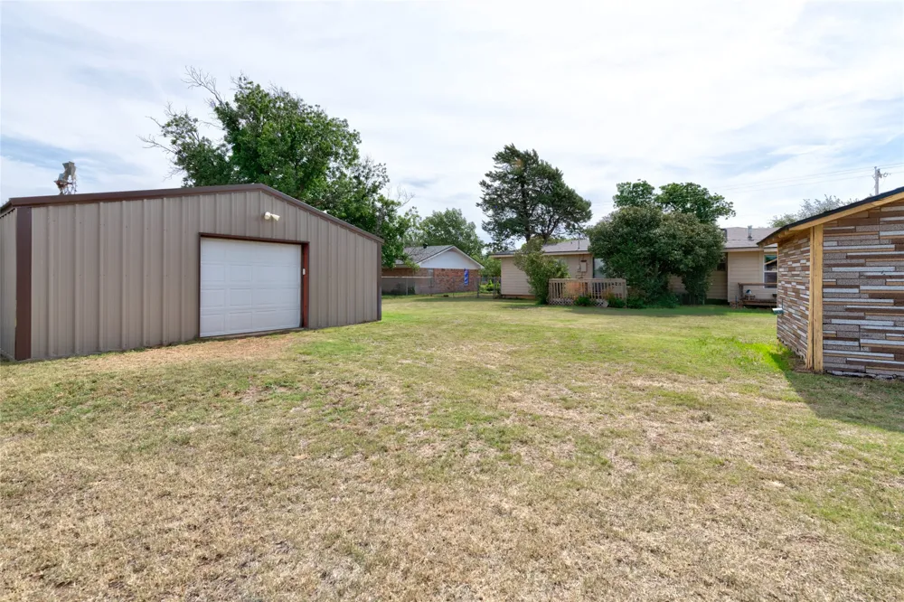 1002 Trundy Merkel, TX 79536