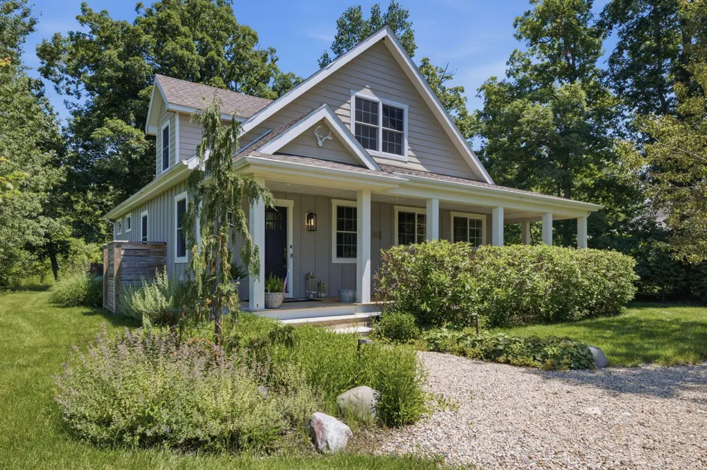 5553 Hidden Pond Lane Sawyer, MI 49125