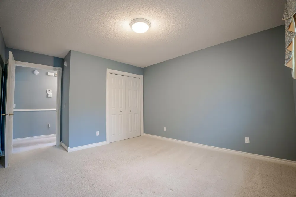 211 Valley View Drive SE Willmar, MN 56201