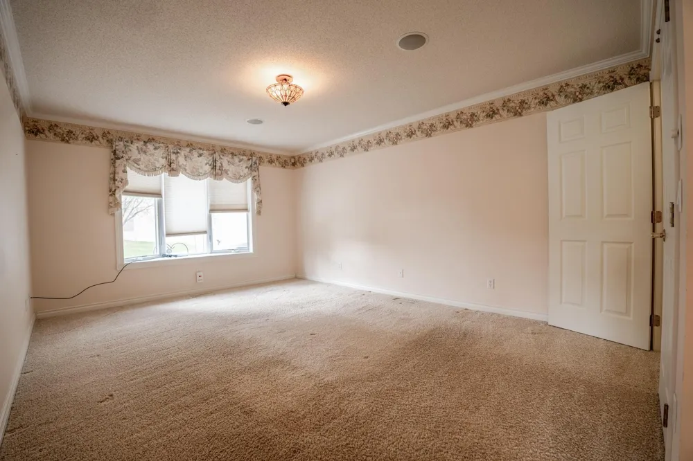 211 Valley View Drive SE Willmar, MN 56201