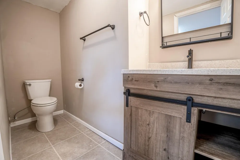211 Valley View Drive SE Willmar, MN 56201