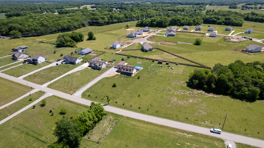 4105 Pyles Rd Chapel Hill, TN 37034