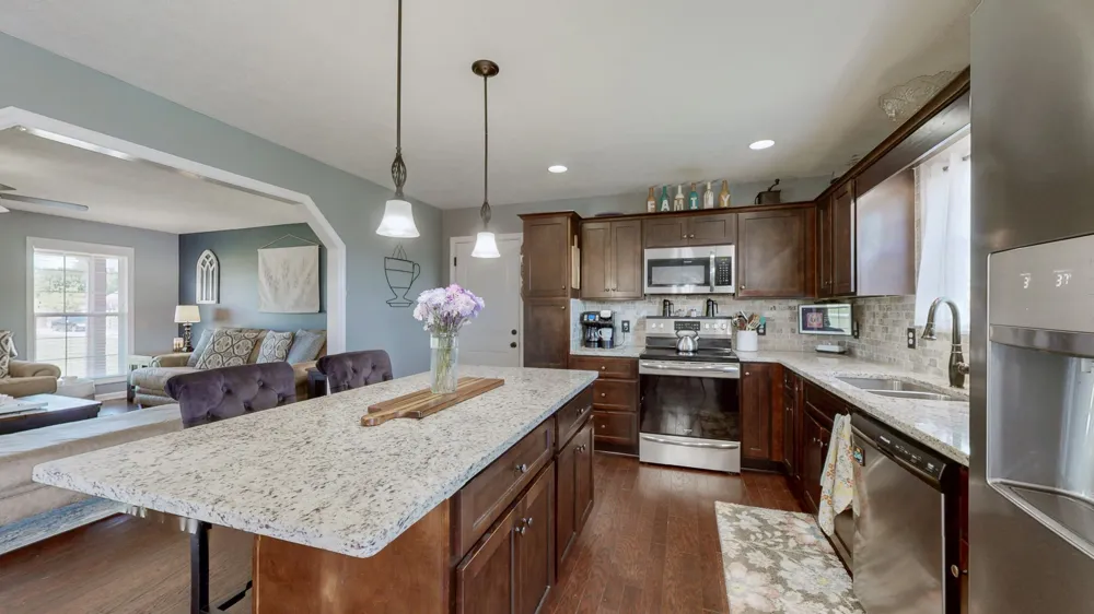 4105 Pyles Rd Chapel Hill, TN 37034