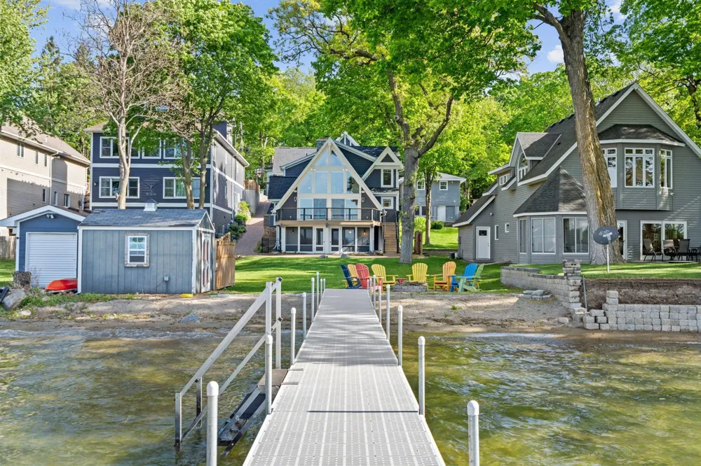 5325 Edsall Road Minnetrista, MN 55364