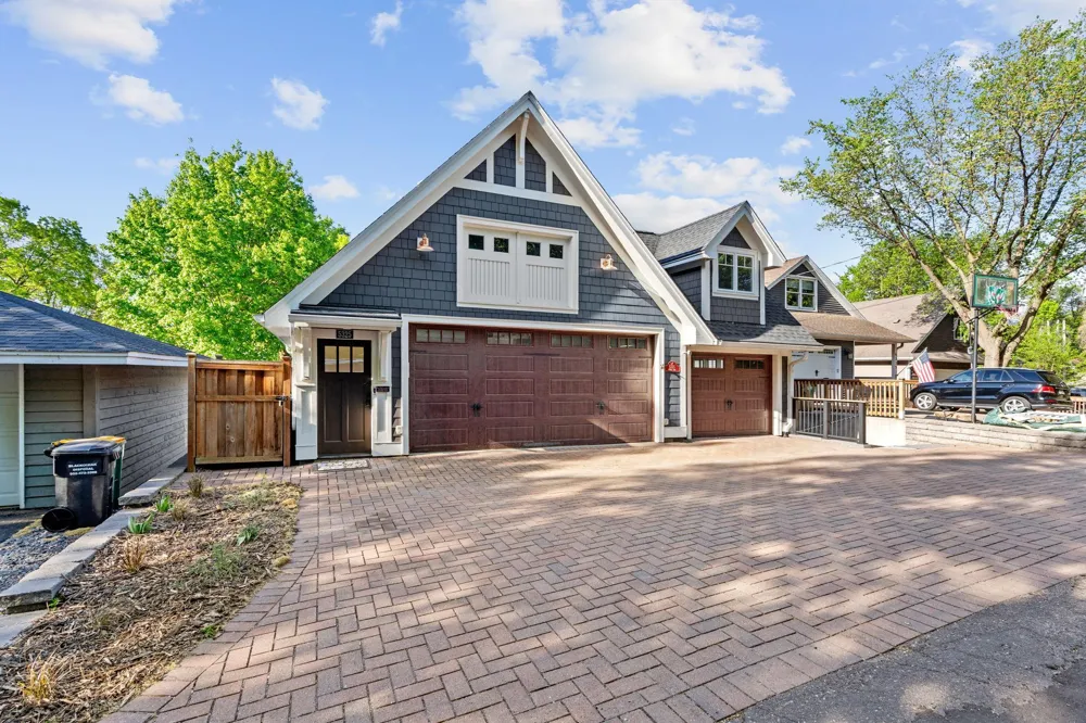 5325 Edsall Road Minnetrista, MN 55364