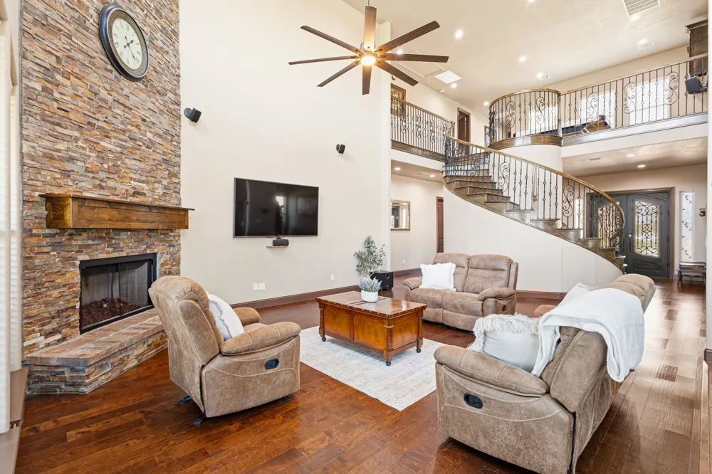 3512 Harlan Drive Sachse, TX 75048