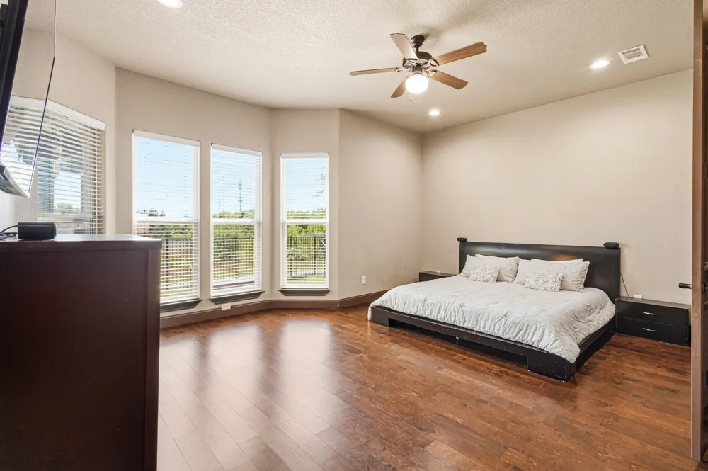 3512 Harlan Drive Sachse, TX 75048