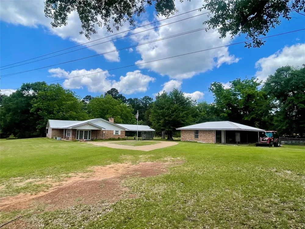 858 Fm 1272 Grapeland, TX 75844