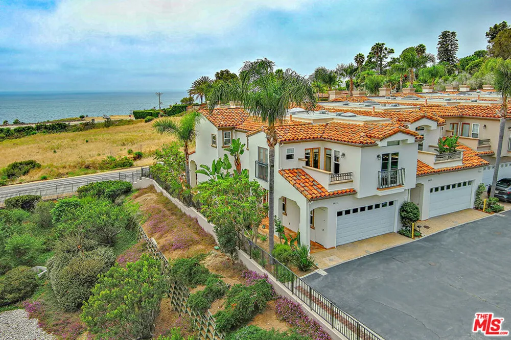 6416 Lunita Road #108 Malibu, CA 90265
