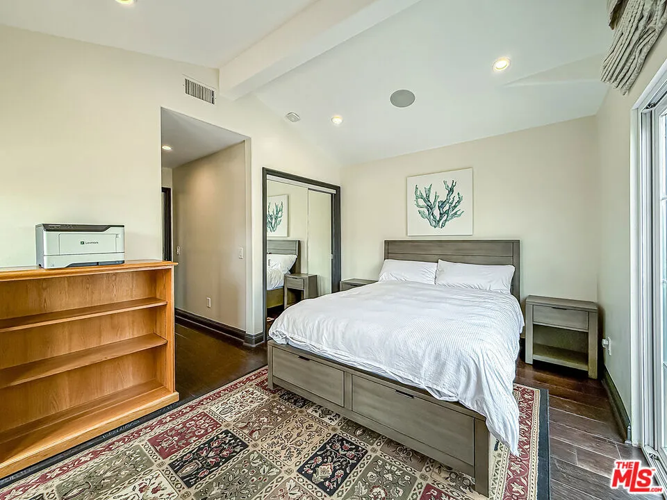 6416 Lunita Road #108 Malibu, CA 90265