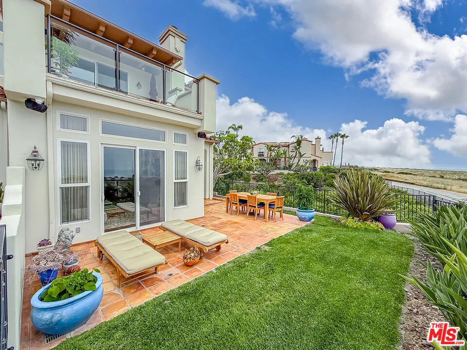 6416 Lunita Road #108 Malibu, CA 90265