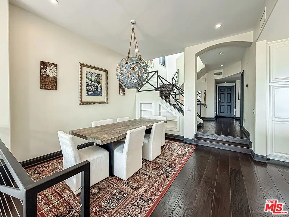 6416 Lunita Road #108 Malibu, CA 90265