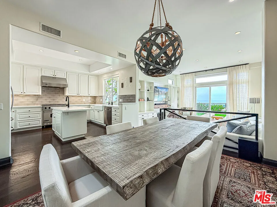 6416 Lunita Road #108 Malibu, CA 90265