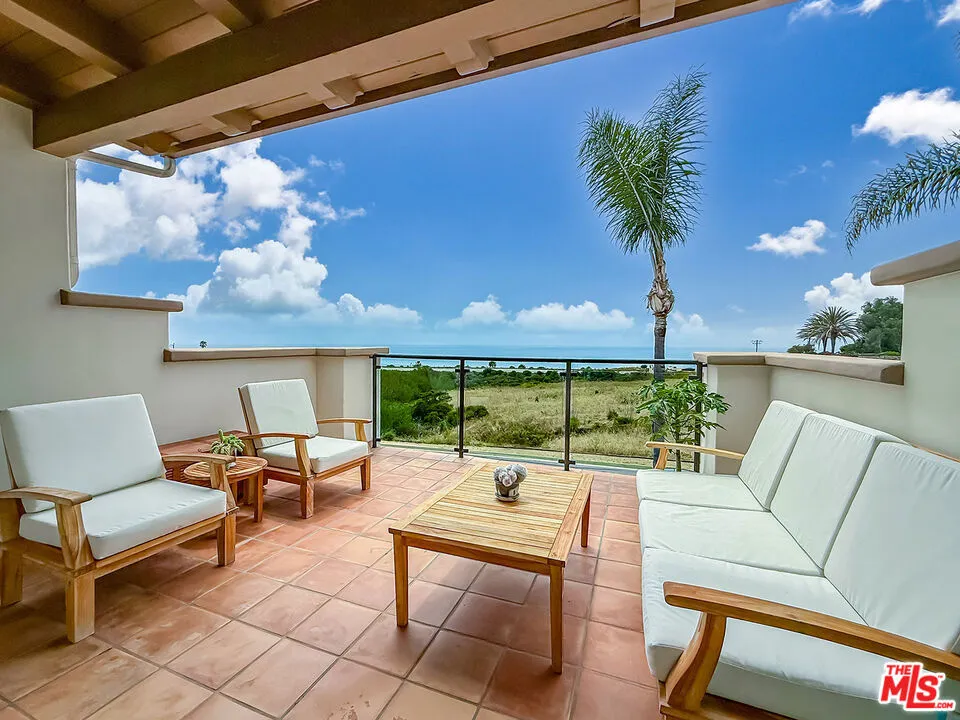 6416 Lunita Road #108 Malibu, CA 90265