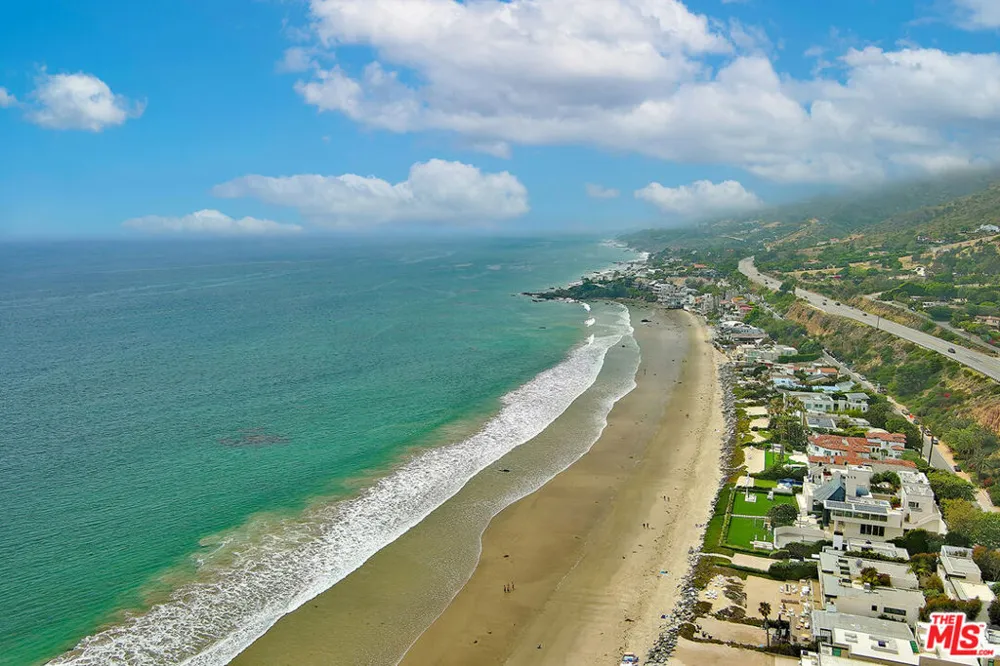 6416 Lunita Road #108 Malibu, CA 90265