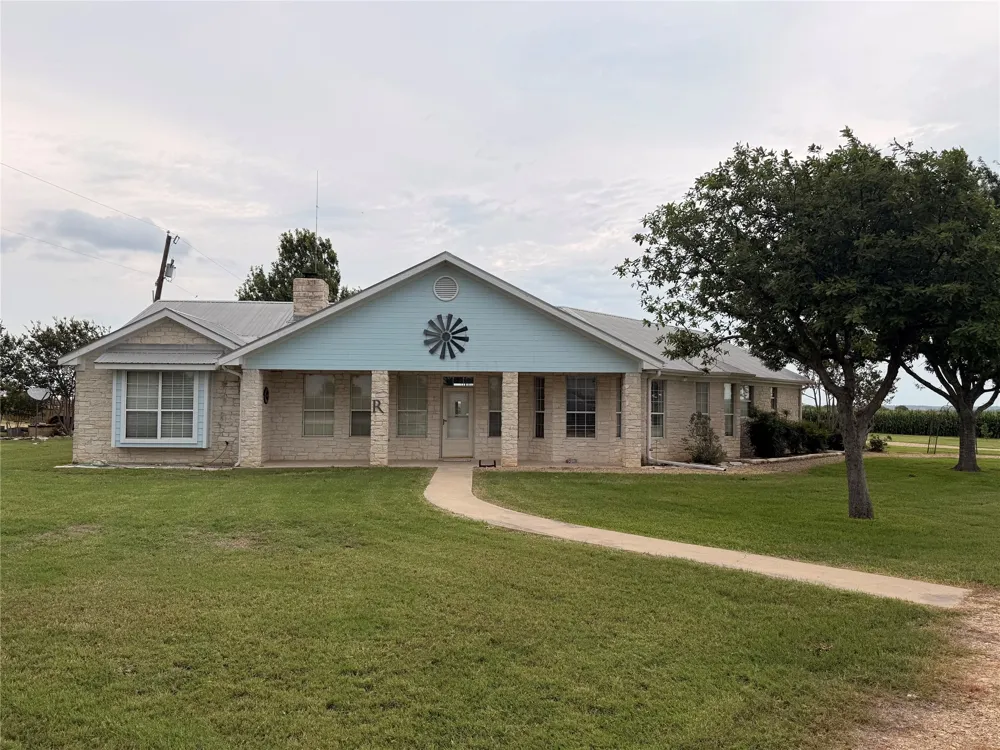 5600 Fm 1466 Coupland, TX 78615