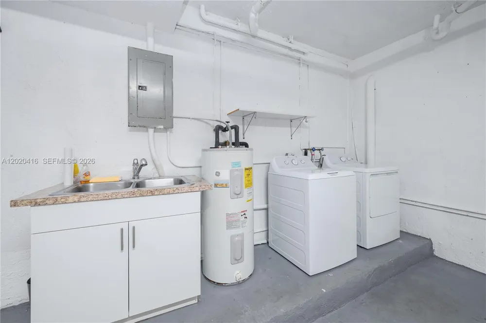 4668 SW 153rd Ct Miami, FL 33185