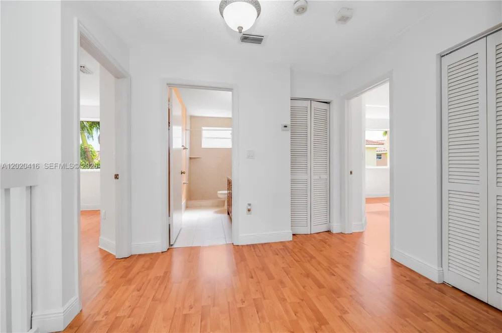 4668 SW 153rd Ct Miami, FL 33185