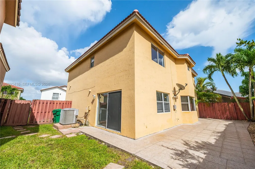 4668 SW 153rd Ct Miami, FL 33185