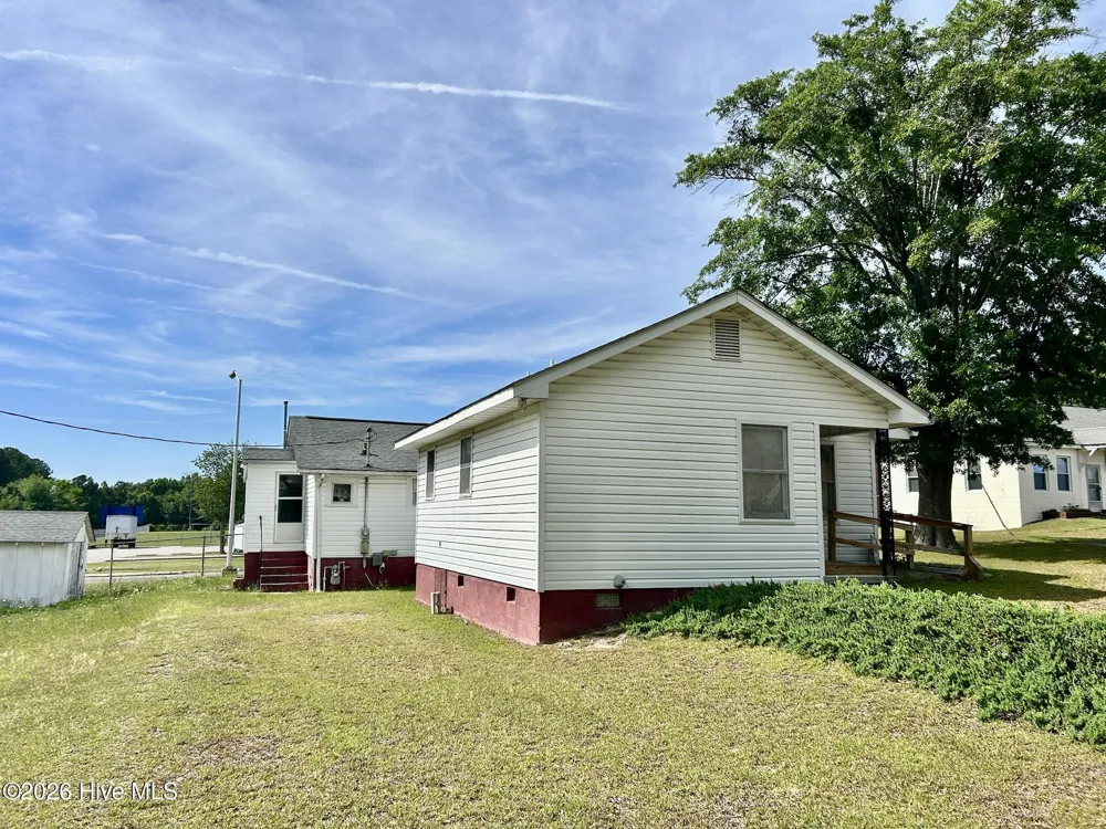 170 Hannah Pickett Avenue Rockingham, NC 28379