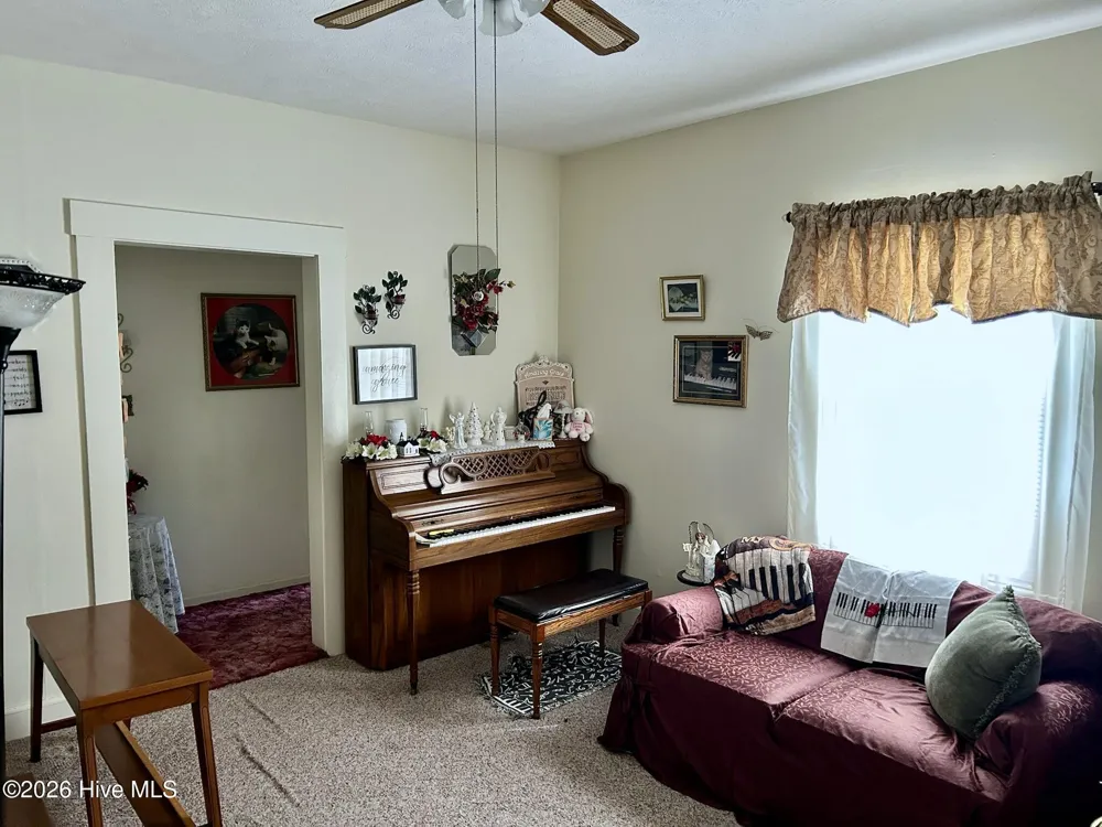 170 Hannah Pickett Avenue Rockingham, NC 28379