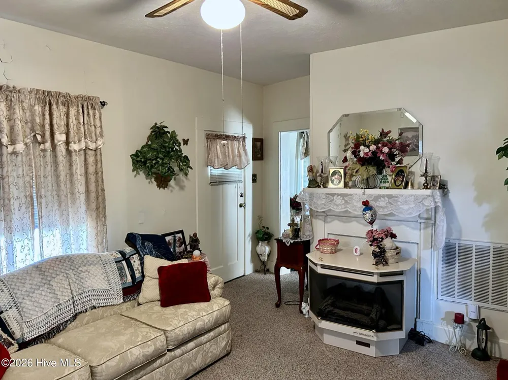 170 Hannah Pickett Avenue Rockingham, NC 28379