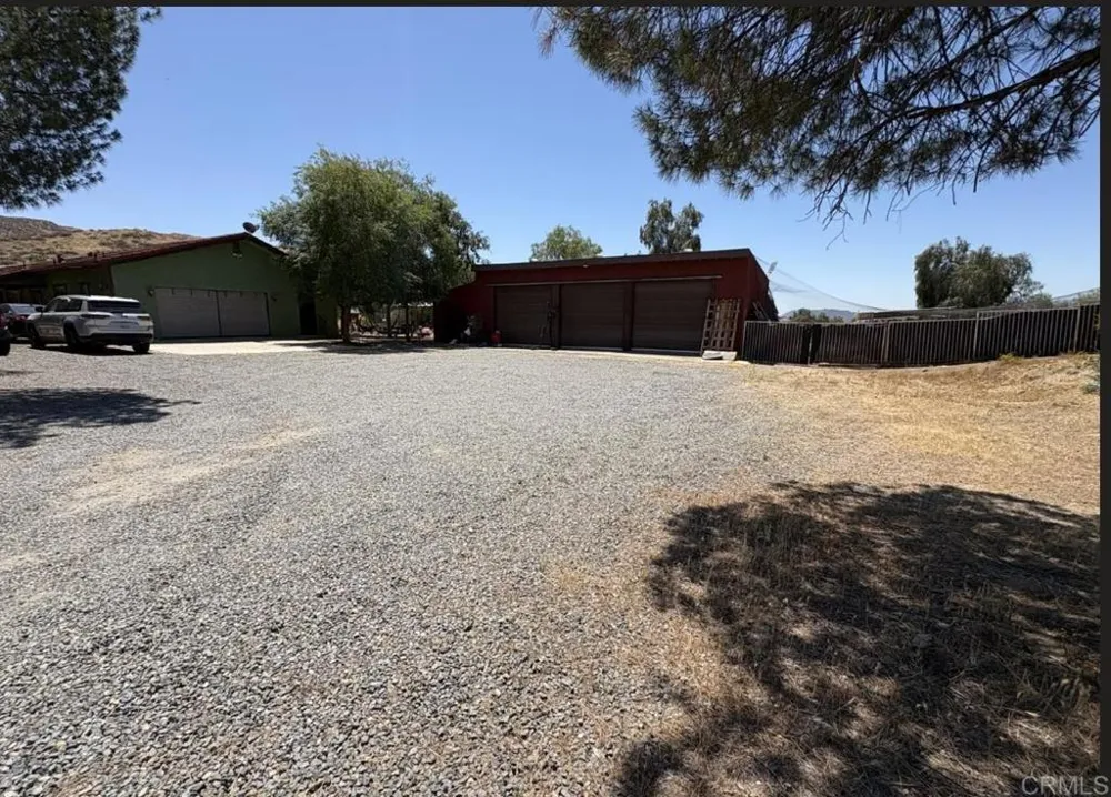 27781 Cold Springs Road Canyon Lake, CA 92587