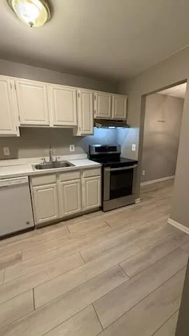 503 Sunset Lane Saint Clair Shores, MI 48082