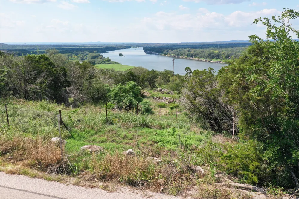 1711 W FM 2147 Marble Falls, TX 78654